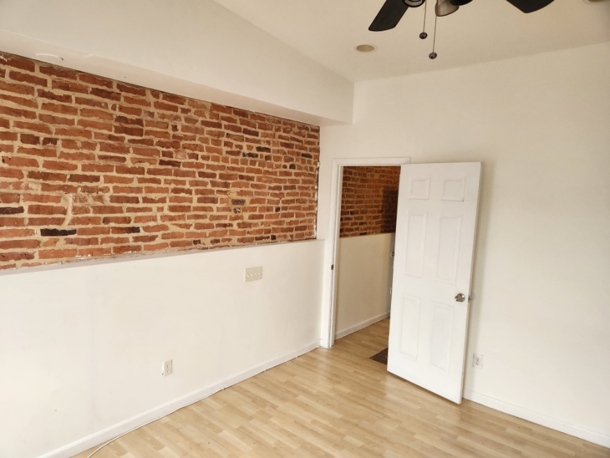 2 Bed 1.5 Bath, 3413 Mr Pleasant Ave 21224 - Image 11