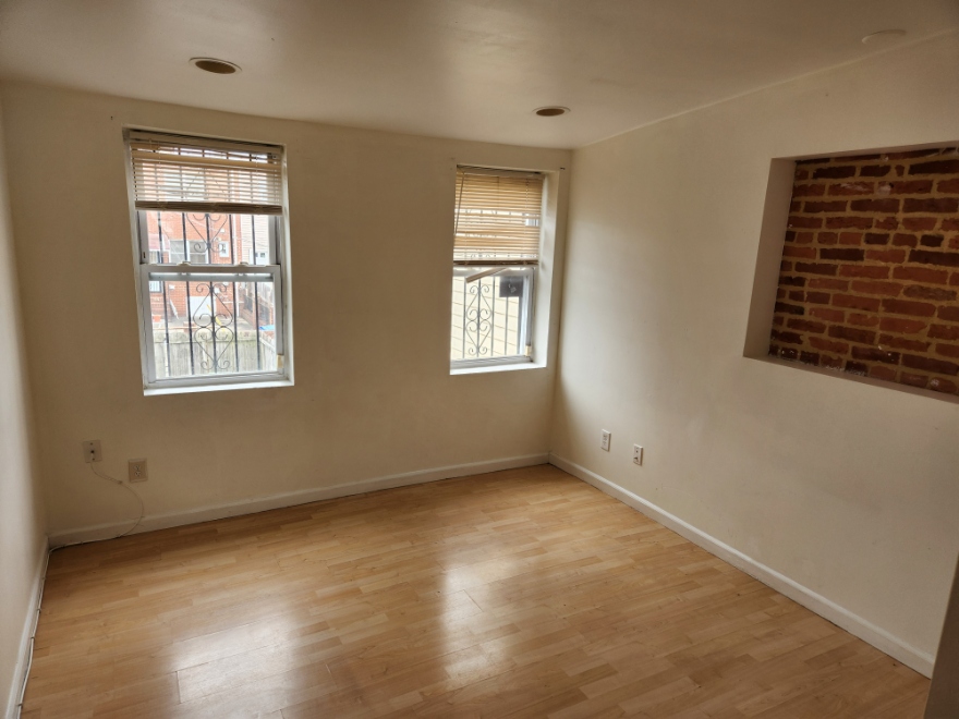 2 Bed 1.5 Bath, 3413 Mr Pleasant Ave 21224 - Image 12