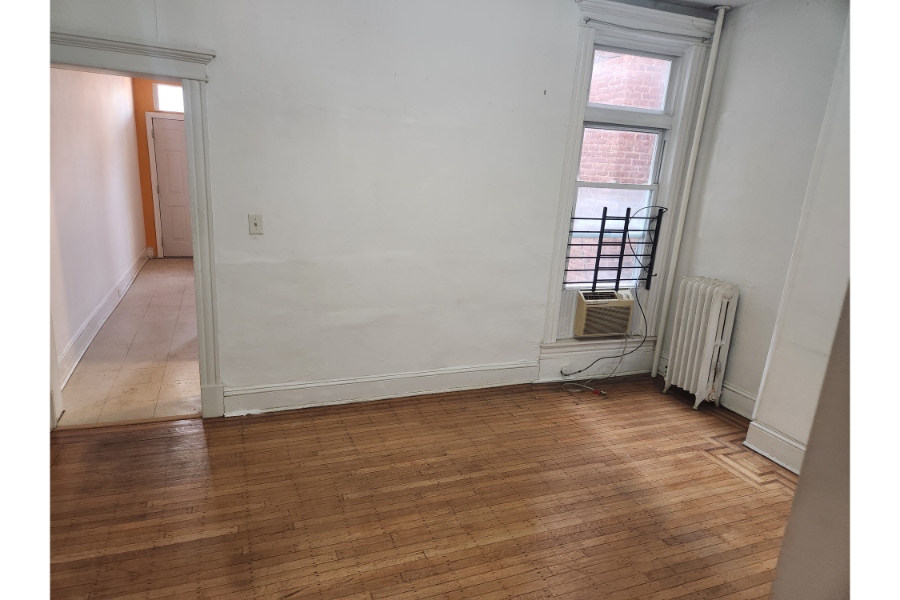 1 Bed 1 Bath, 2904 Guilford Ave 21218 - Image 3
