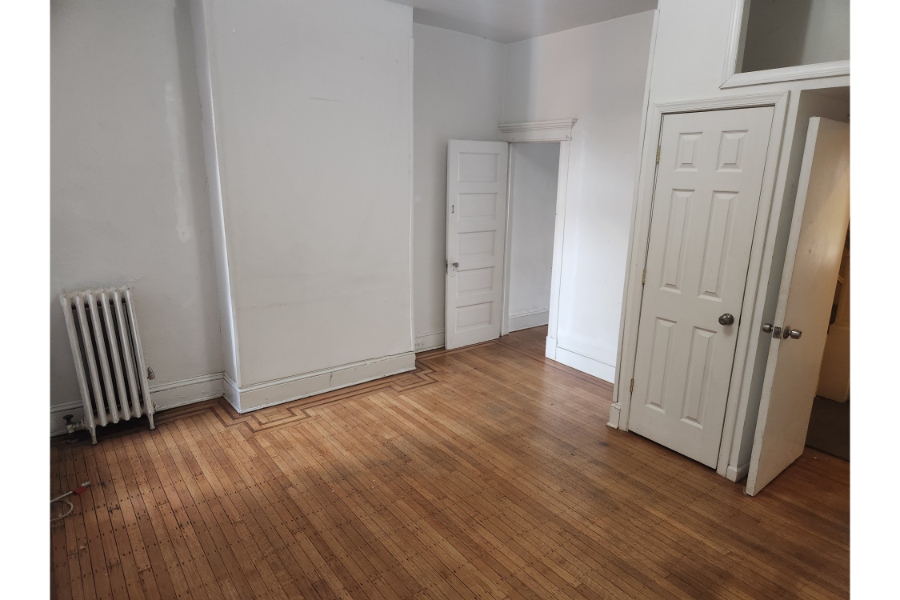 1 Bed 1 Bath, 2904 Guilford Ave 21218 - Image 4