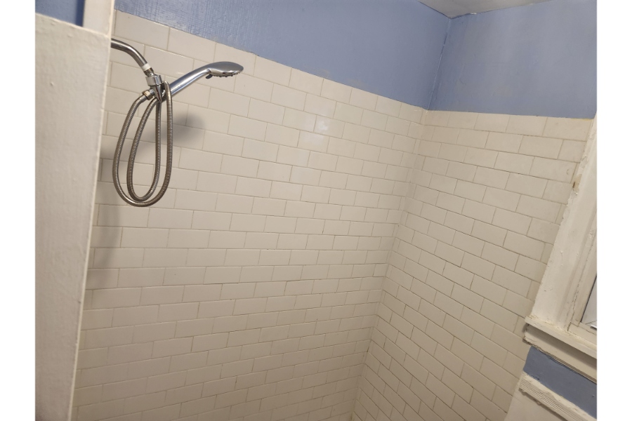 1 Bed 1 Bath, 2904 Guilford Ave 21218 - Image 6