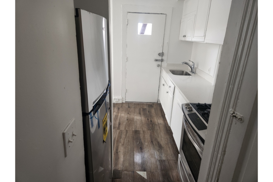 2Bed+Den 1 Bath Apartment, 1900 Madison Ave #2 21217 - Image 7