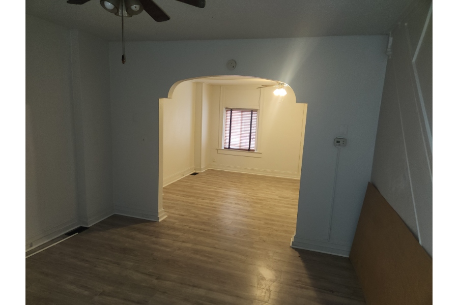 2 Bed 1 Bath, 411 North East St 21224 - Image 4
