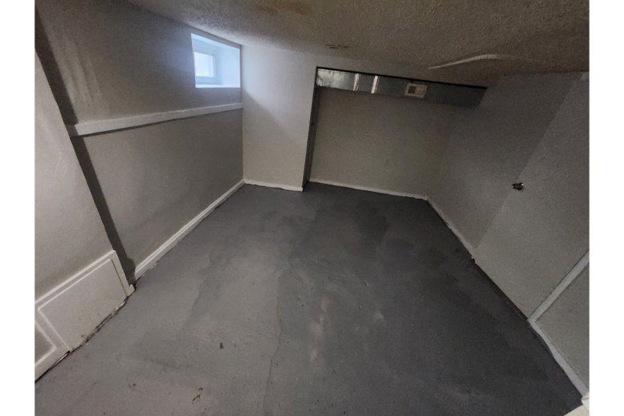 2 Bed 1 Bath, 411 North East St 21224 - Image 10