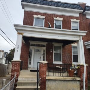 2 Bed 1 Bath Apartment, 525 Mount Holly St 21229