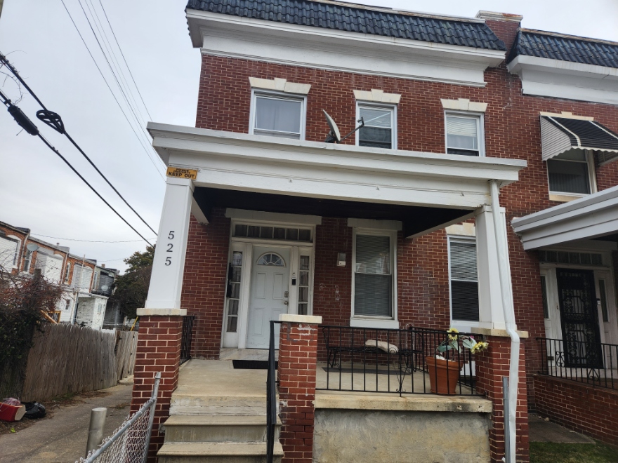 2 Bed 1 Bath Apartment, 525 Mount Holly St 21229