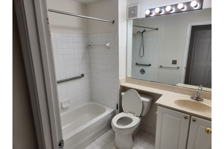 7017 Toby Ln 21209 - Image 11