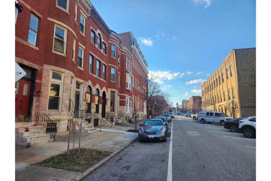 1 Bed and Den 1 Bathroom, 1900 Madison Ave #1 21217 - Image 4