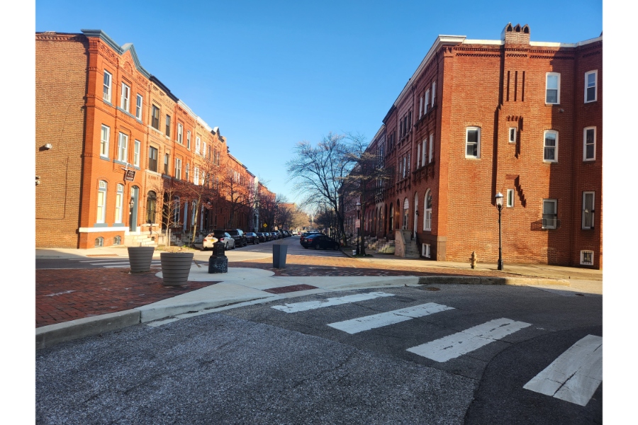 1 Bed and Den 1 Bathroom, 1900 Madison Ave #1 21217 - Image 3