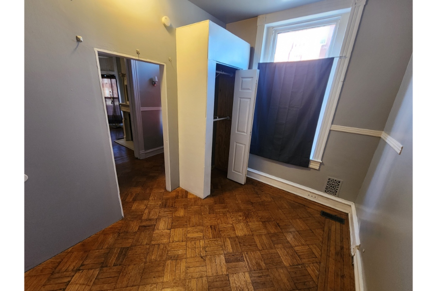 1 Bed and Den 1 Bathroom, 1900 Madison Ave #1 21217 - Image 8