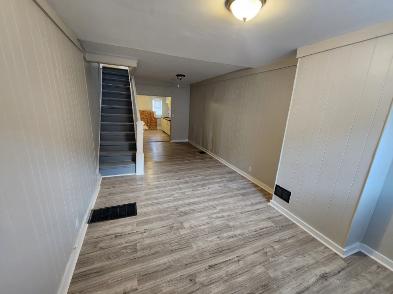 2 Bed 2 Bath, 417 N Rose St 21224 - Image 3