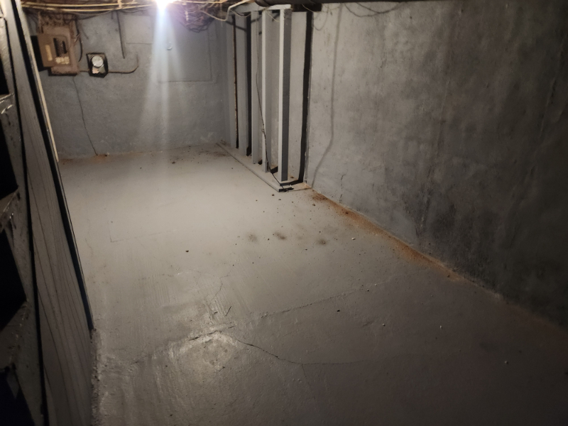 2 Bed 2 Bath, 417 N Rose St 21224 - Image 7