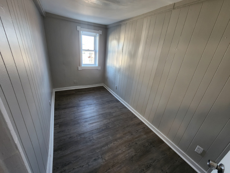 2 Bed 2 Bath, 417 N Rose St 21224 - Image 11