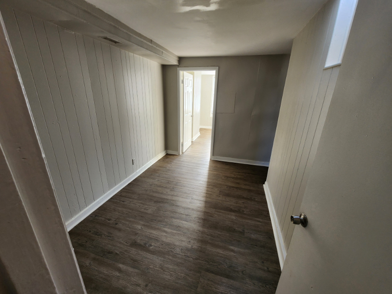 2 Bed 2 Bath, 417 N Rose St 21224 - Image 12