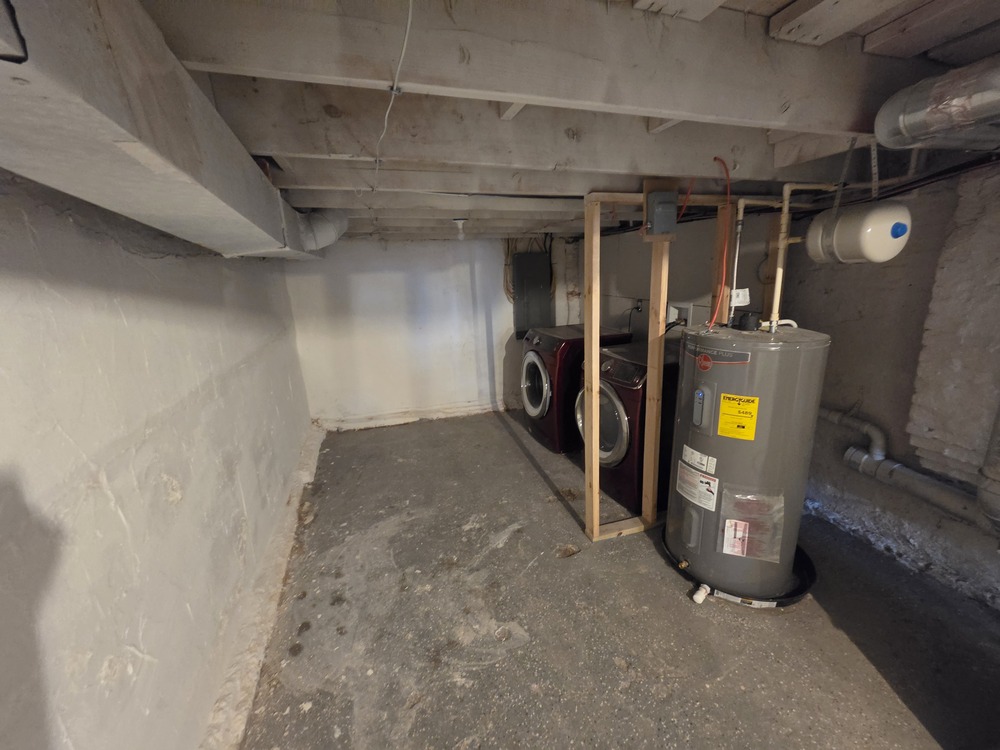 2 Bed 2 Bath, 500 N Port St 21205 - Image 17