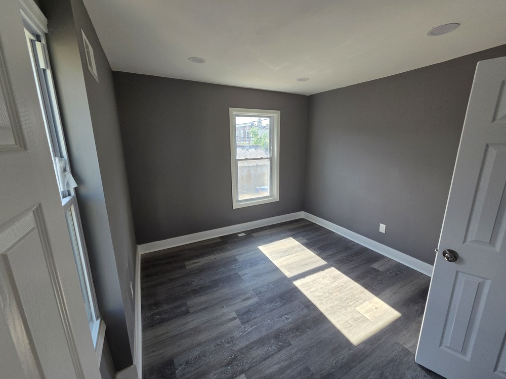 2 Bed 2 Bath, 500 N Port St 21205 - Image 11
