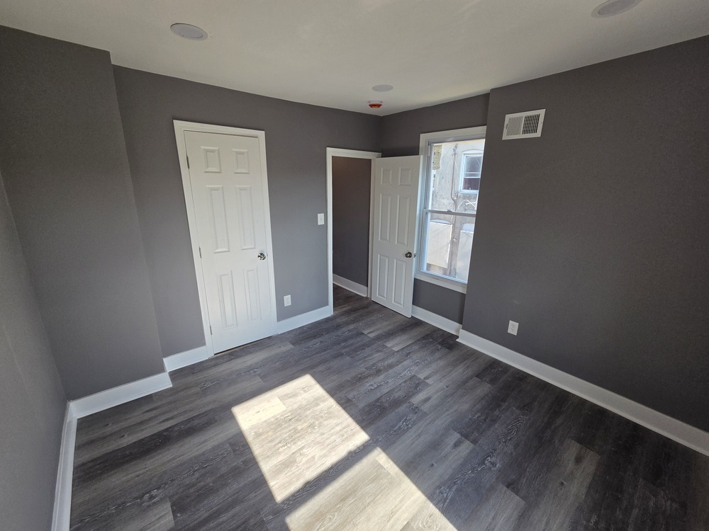 2 Bed 2 Bath, 500 N Port St 21205 - Image 10