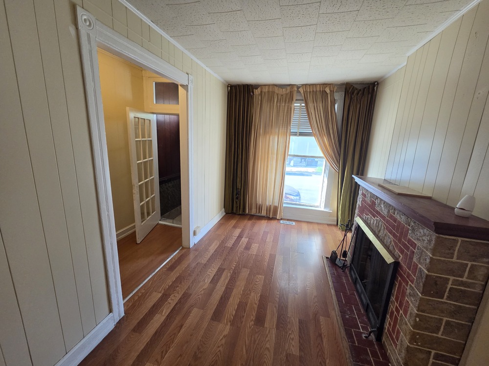 3 bed 1 Bath, 2223 W Fayette St 21223 - Image 5