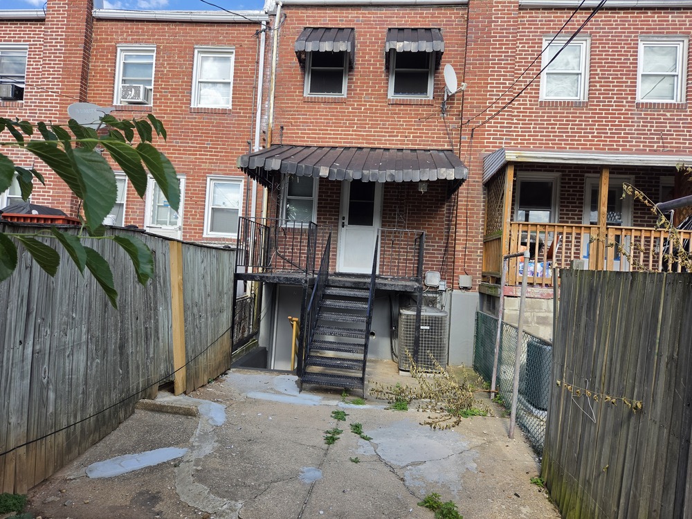 Studio Apartment, 308 Gusryan St Apt #2 21224 - Image 2