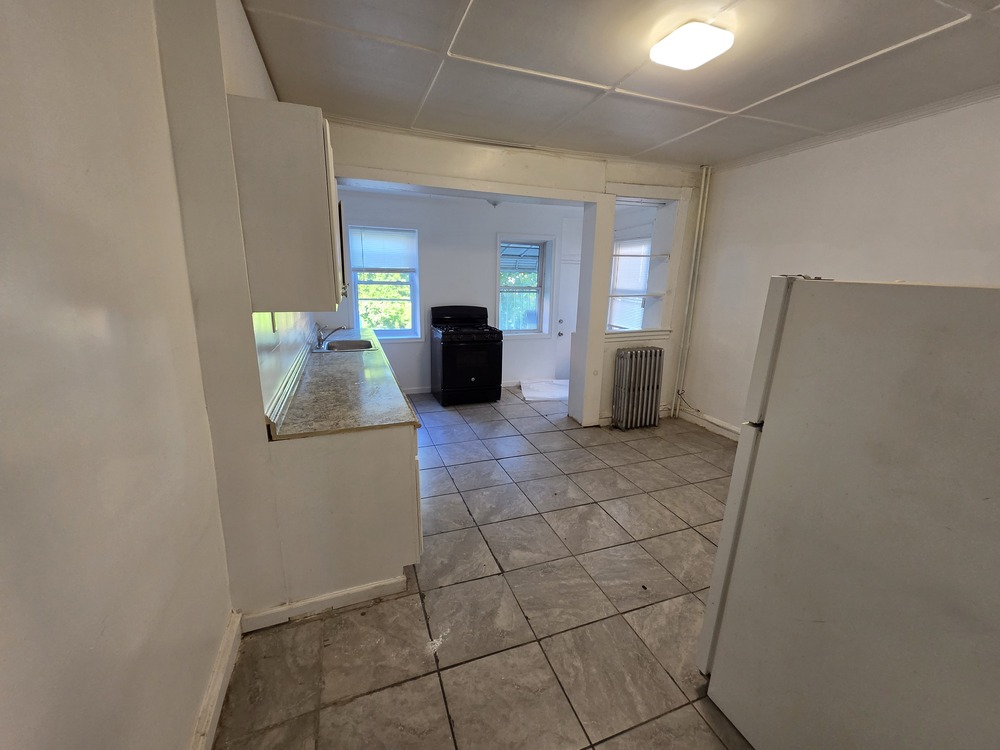 3 Bed 1 Bath, 1513 N Ellamont St Baltimore MD 21216 - Image 15