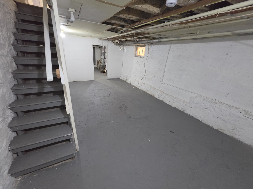 3 Bed 1 Bath, 1513 N Ellamont St Baltimore MD 21216 - Image 11
