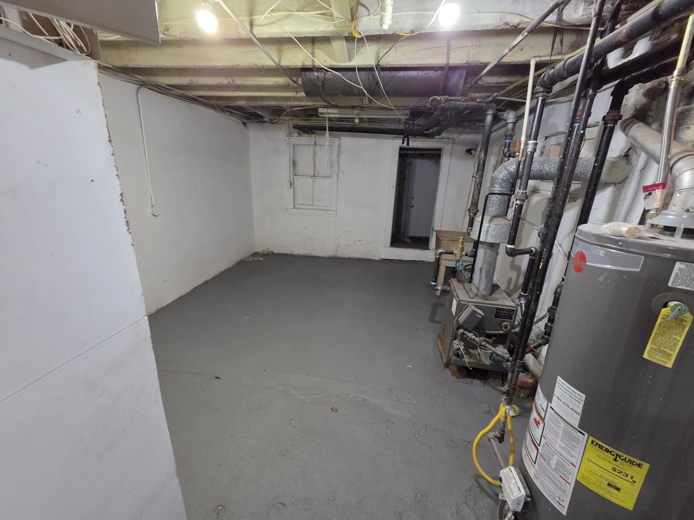 3 Bed 1 Bath, 1513 N Ellamont St Baltimore MD 21216 - Image 14